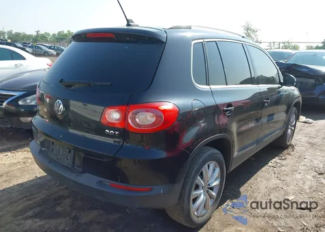 2011 Volkswagen Tiguan Se z USA, uszkodzony, nr VIN WVGAV7AX7BW517477